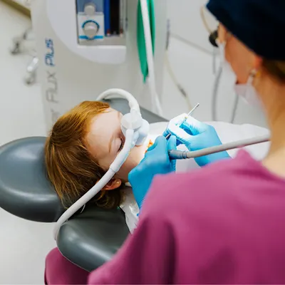 City Smile Stomatologia Estetyczna i mikroskopowa- dentysta Wrocław, ortodonta, implanty, stomatolog dziecięcy